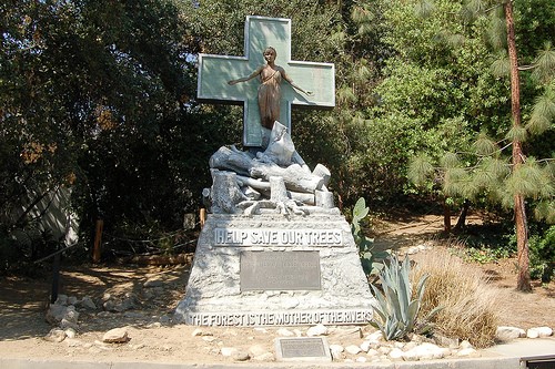 Stature of Miss American Green Cross